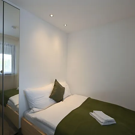 فندق Hardi's انزل