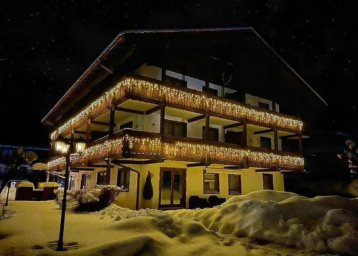 Hardi's فندق