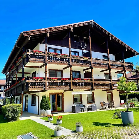 Hardi's Hotel 3*
