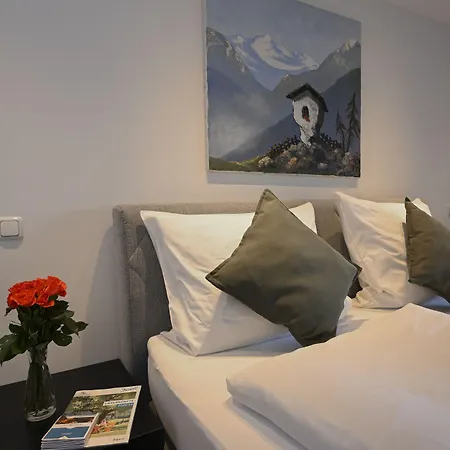 Hardi's Hotel 3*